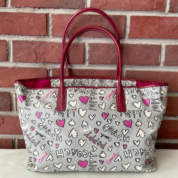 Coach Poppy Graffiti Hearts Zip Rare Limited Edition Tote